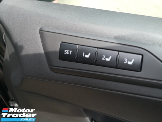 2015 TOYOTA VELLFIRE 2.5 AGH30升级2020年新改款 2015 符合 Modelister 车身套件规格 (( 2 年度保修 )) 