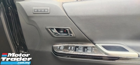 2012 TOYOTA VELLFIRE 2.4 Z-G 面部提升 (一个) REG 2015, 115ķKM, 1年保修期