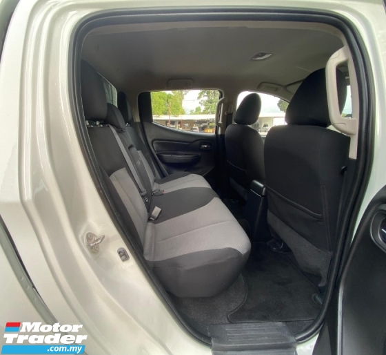 2022 MITSUBISHI TRITON 2.5 (A) 4 X 4 TIP TIOP HIGH LOAN DEPOSIT RM300