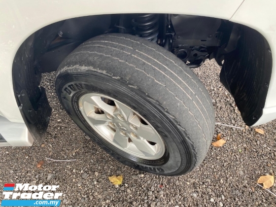 2022 MITSUBISHI TRITON 2.5 (A) 4 X 4 TIP TIOP HIGH LOAN DEPOSIT RM300