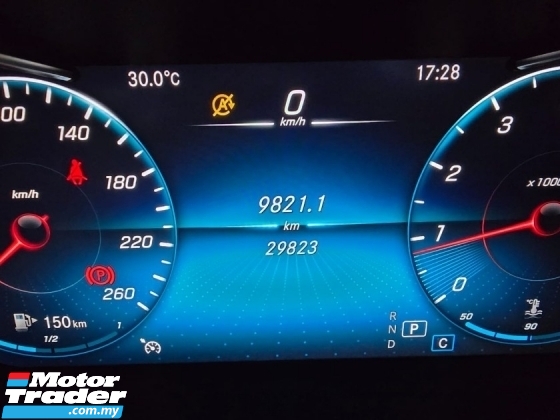 2022 MERCEDES-BENZ GLC-CLASS GLC200 2.0cc AMG (CKD) (UW04/2026) REGISTER 2022