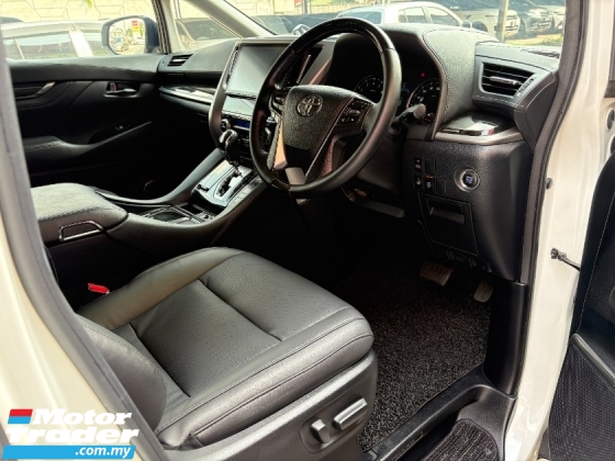 2017 TOYOTA ALPHARD 2.5 SC Facelift Reg 2020 Pilot Seat 360 Kamera 