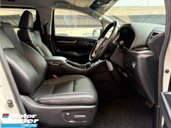 2017 TOYOTA ALPHARD 2.5 SC Facelift Reg 2020 Pilot Seat 360 Kamera 