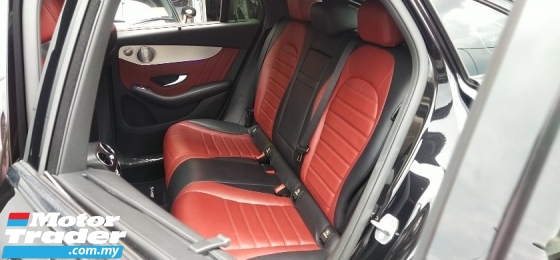 2019 梅赛德斯-奔驰 GLC GLC300 2.0cc AMG 轿跑车 