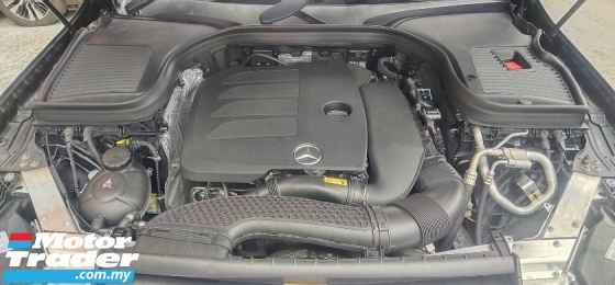 2019 梅赛德斯-奔驰 GLC GLC300 2.0cc AMG 轿跑车 