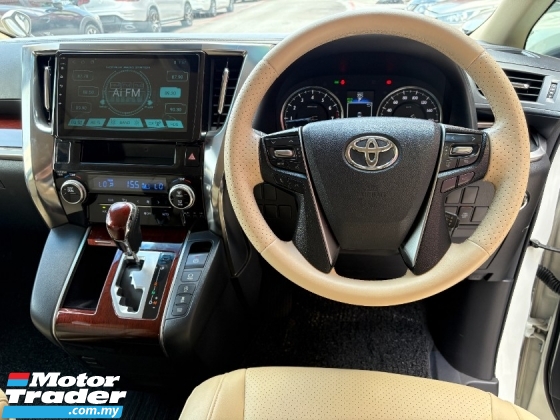 2015 TOYOTA ALPHARD 2.5 (A) Facelift Modelista Kit Leather Seat Camera