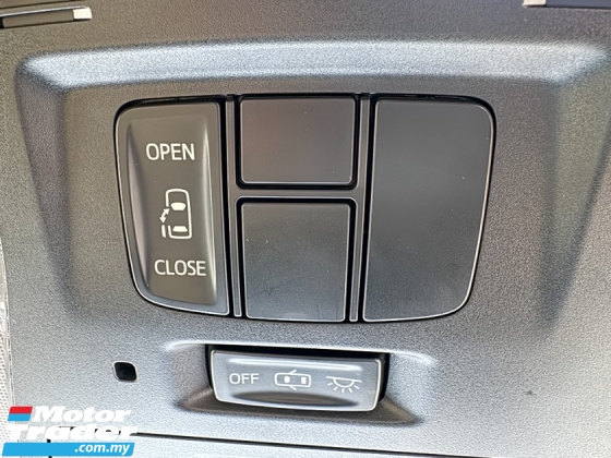 2015 TOYOTA ALPHARD 2.5 (A) Facelift Modelista Kit Leather Seat Camera