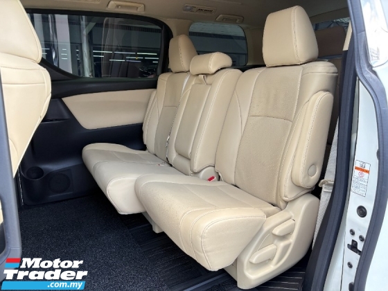 2015 TOYOTA ALPHARD 2.5 (A) Facelift Modelista Kit Leather Seat Camera