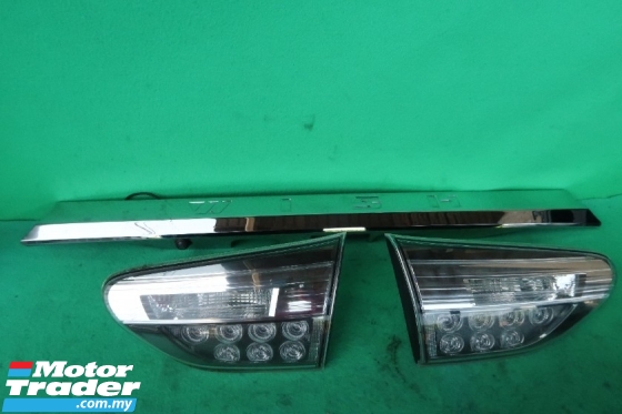 TOYOTA WISH ZGE20 REFLECTOR WITH CHROME Performance Part 