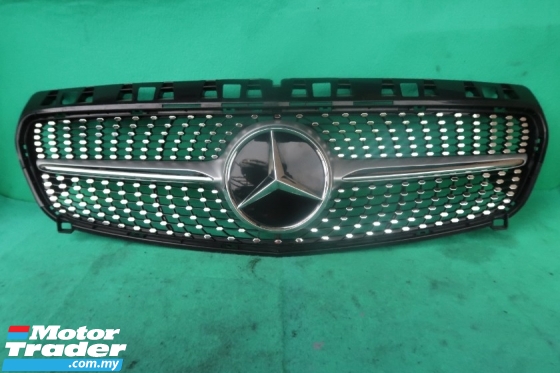 MERCEDES W176 FRONT GRILLE Performance Part 
