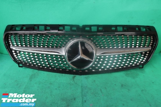 MERCEDES W176 FRONT GRILLE Performance Part 