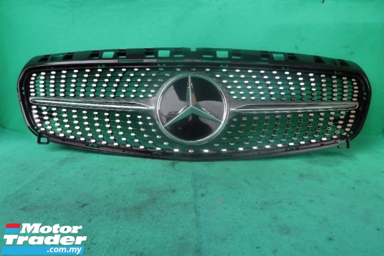 MERCEDES W176 FRONT GRILLE Performance Part 