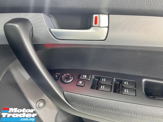 2015 KIA SORENTO XM 2.4 SUNROOF POWER LEATHER SEATS