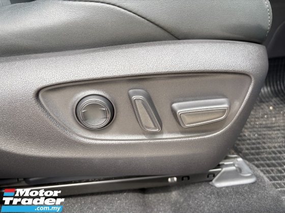2022 TOYOTA Harrier 2.0 (A) G 17k km selesai jaminan kereta kelas tinggi