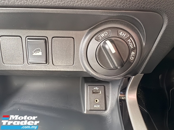 2015 Nissan Navara 2.5L 4x4 Keyless Push Start Camera Free Waranti