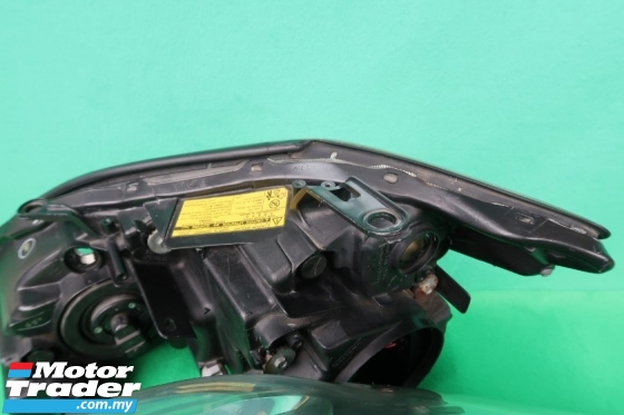 TOYOTA HARRIER 30 HEADLAMP 4834 Performance Part 