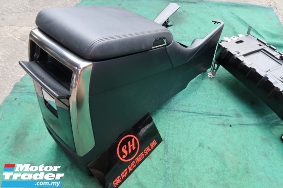TOYOTA ALPHARD VELLFIRE AGH PILOT SEAT CONSOLE BOX Performance Part 