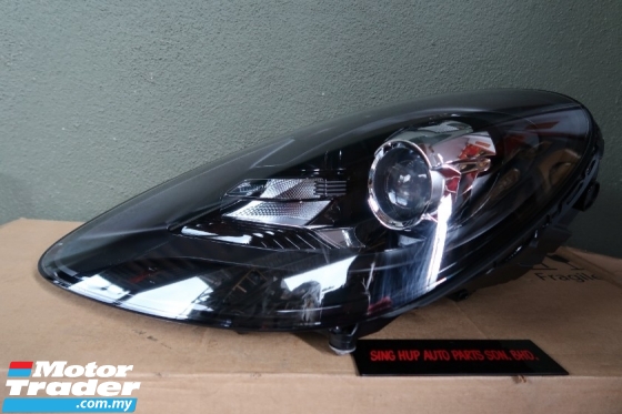 PORSCHE CAYMAN 718 HEADLIGHT LH Performance Part 