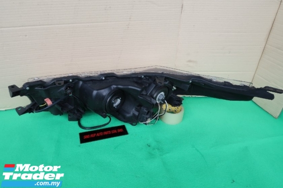 TOYOTA ALTIS HEADLAMP RH CHINA Performance Part 