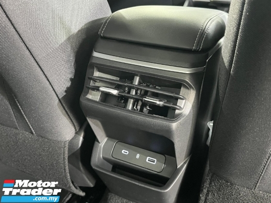 2024 PROTON S70 1.5 EXECUTIVE FULL SERVICE RECORD UNDER WARRANTY