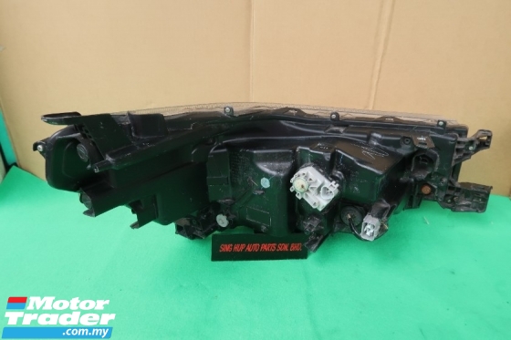 TOYOTA HILUX HEADLAMP Performance Part 
