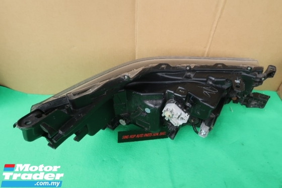 TOYOTA HILUX HEADLAMP Performance Part 