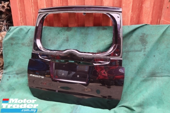 TOYOTA VOXY REAR BONNET Performance Part 