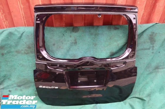 TOYOTA VOXY REAR BONNET Performance Part 
