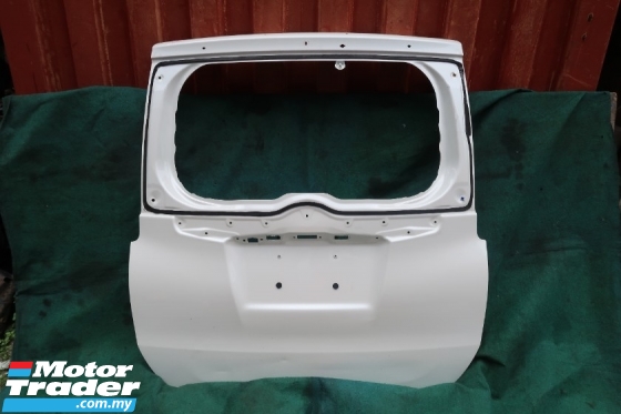 TOYOTA VOXY REAR BONNET Performance Part 
