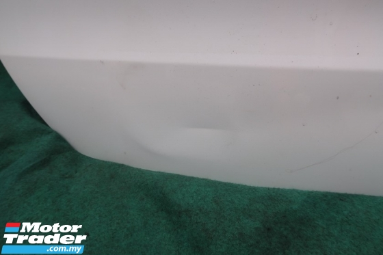 TOYOTA VOXY REAR BONNET Performance Part 