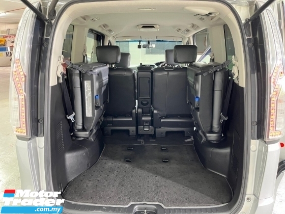 2018 NISSAN SERENA 2.0L HIGHWAY STAR PREMIUM FULL LEATHER SEATS