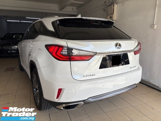 2017 Lexus Rx200t Panaromic Roof 360 Jaminan BSM Boot Kamera Kamera