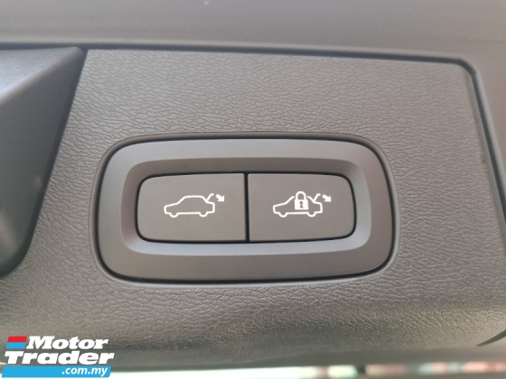 2018 沃尔沃 XC60 沃尔沃 XC60 2.0cc T8 插电式混合动力车 (一个) 2018
