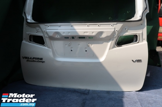 TOYOTA VELLFIRE REAR BONNET Performance Part 