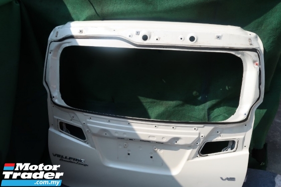 TOYOTA VELLFIRE REAR BONNET Performance Part 