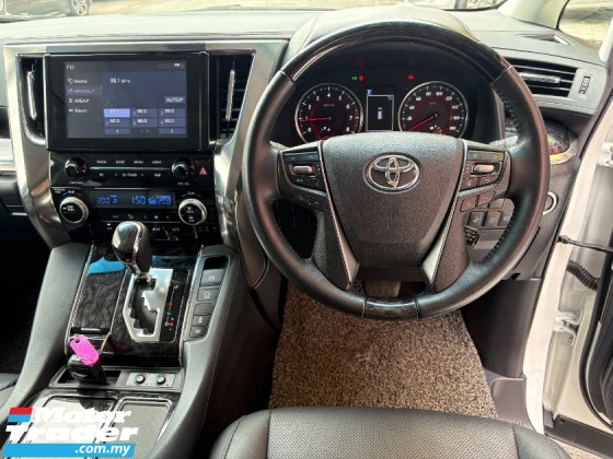 2020 丰田ALPHARD 2.5 SC 3LED天窗电源靴凸轮免费保修