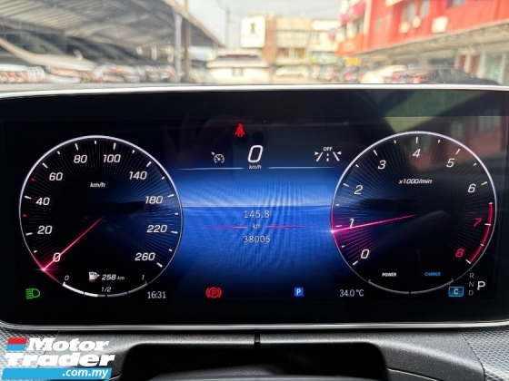 2023 MERCEDES-BENZ C-CLASS C200 1.5 (A) Perkhidmatan Penuh CKD Di Bawah Waranti 2027