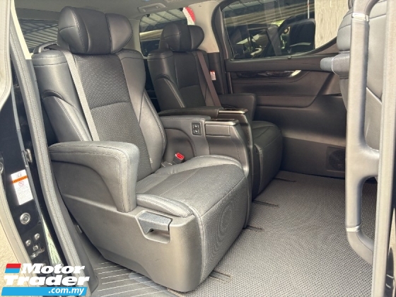 2021 TOYOTA ALPHARD 2.5 SC FULL SPEC Sunroof JBL 360 Camera Modelista 