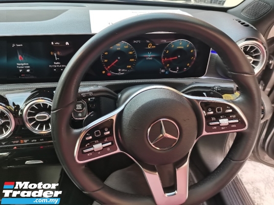 2019 MERCEDES-BENZ A-CLASS 2019 Mercedes Benz A200 1.3 (A) Progressive Line 