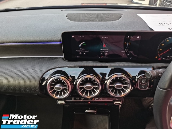 2019 MERCEDES-BENZ A-CLASS 2019 Mercedes Benz A200 1.3 (A) Progressive Line 