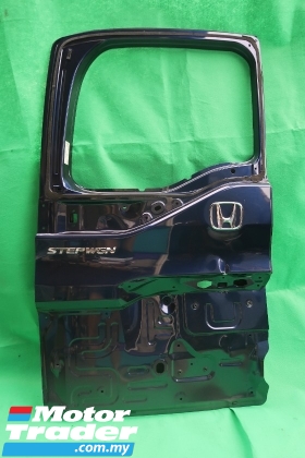 HONDA STEPWAGEN TAIL GATE RP3 Performance Part 