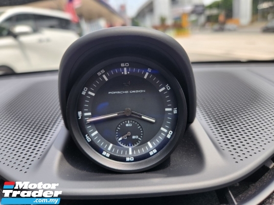 2024 PORSCHE TAYCAN 4 Cross Turismo (5 Year Warranty) (5A) Sport Chrono BOSE Sound P/Roof Electric Sport Sound Ambient 
