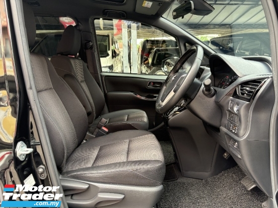 2019 TOYOTA VOXY ZS KIRAMEKI II Registered 2023 Sunroof 7Seater 