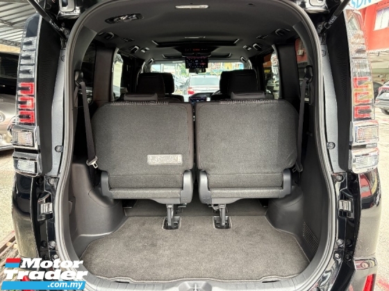 2019 TOYOTA VOXY ZS KIRAMEKI II Registered 2023 Sunroof 7Seater 