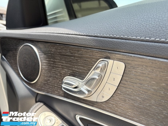 2020 MERCEDES-BENZ C-CLASS C200 AMG CKD 全方位服务记录 免费 2 年保修