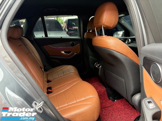 2021 MERCEDES-BENZ GLC 200 2.0 (一个) AMG Facelift CKD 52K KM Full Service 