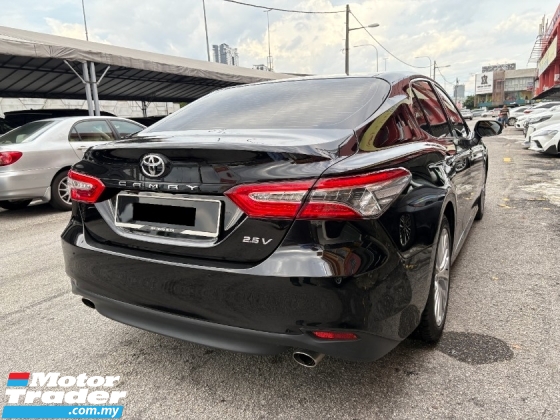 2019 TOYOTA CAMRY 2.5 V CBU 49k km Rekod Perkhidmatan Penuh Waranti Percuma