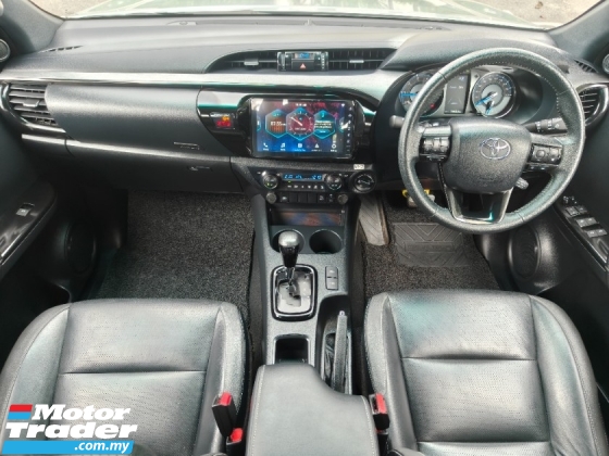 2023 TOYOTA HILUX 2.8 (A) ROGUE 4 X 4 FULL SERVICE RECORD H/LOAN