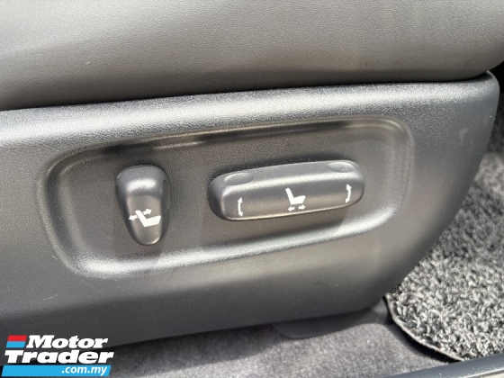 2008 TOYOTA HARRIER 2.4 (A) Registered 2011 Leather Seat Camera 