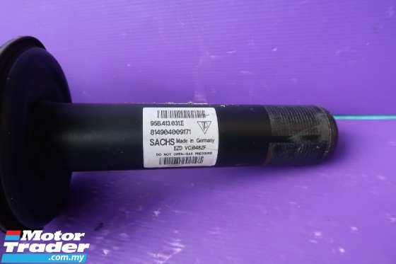 PORSCHE MACAN FRONT ABSORBER Performance Part 